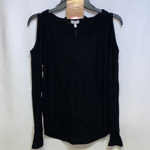 Black Cold Shoulder Waffle Knit Top and Beanie